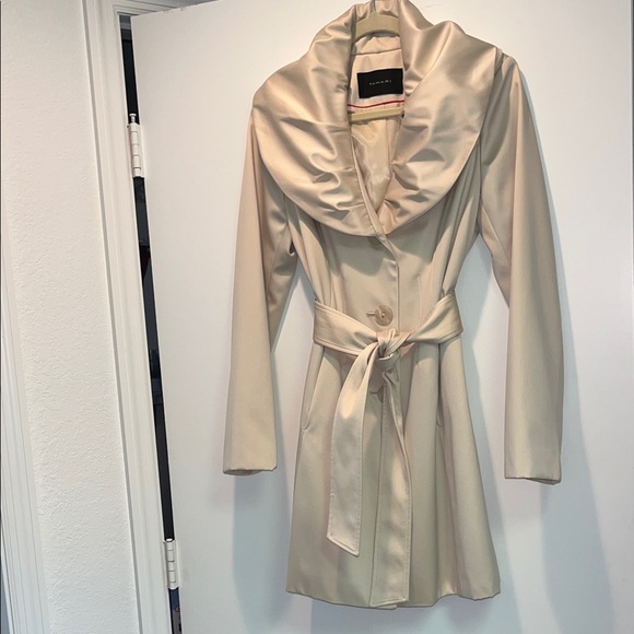 TAHARI Trench Coat Water Repellent Cream Woman’s Size 6 - Picture 3 of 16
